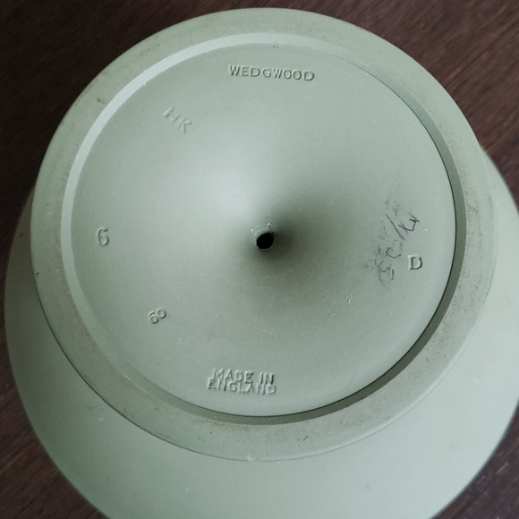 🔥HP🔥VTG Wedgwood Jasperware, grapevine, plate on a stand, light green - Picture 4 of 8